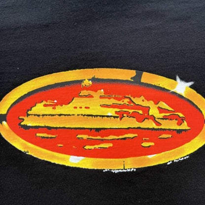 RED GRAFFITI ROUND SHORTSLEVE