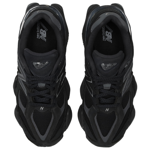 9060 Total Black