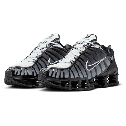 Shox Black and white