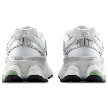9060 White and Green