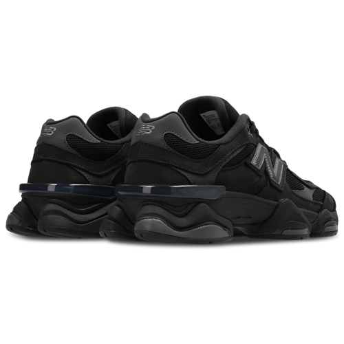 9060 Total Black