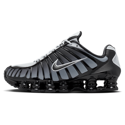 Shox Black and white
