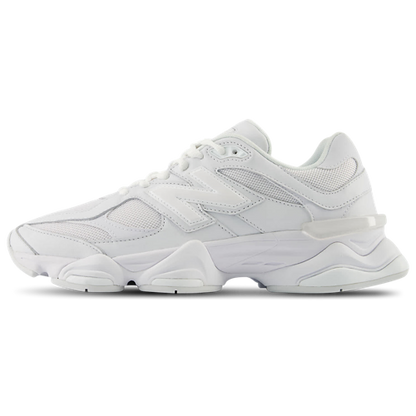 9060 Total White