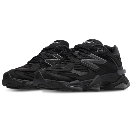 9060 Total Black