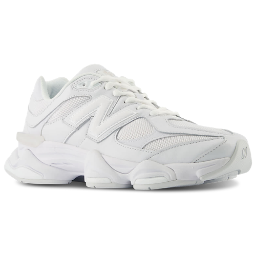 9060 Total White